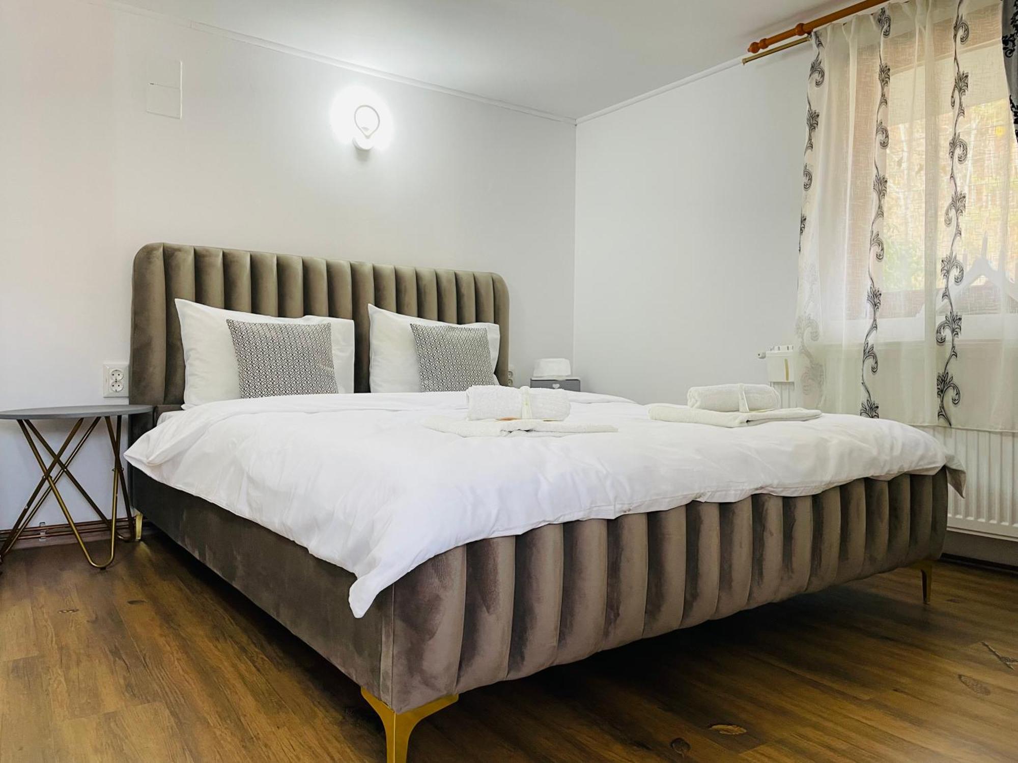 Hotel Casamaria Slănic-Moldova Esterno foto